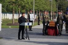 Hommage de Zelensky à Melnyk